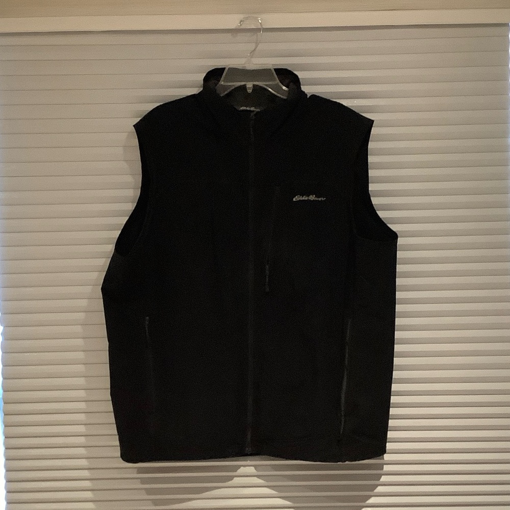 Eddie Bauer Men's Black Full-Zip nylon Vest